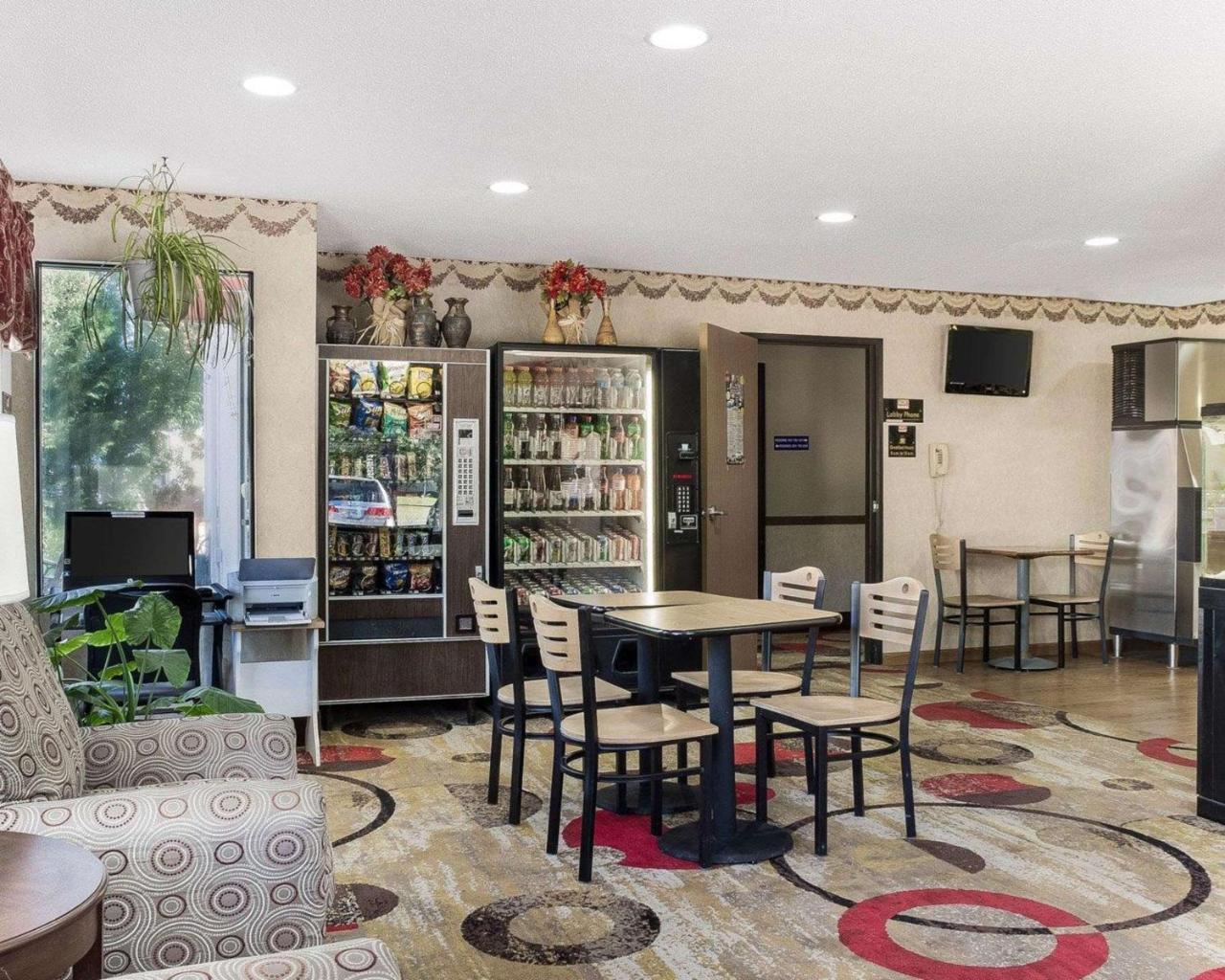 大福克斯 格兰德福克斯伊康旅馆酒店 外观 照片